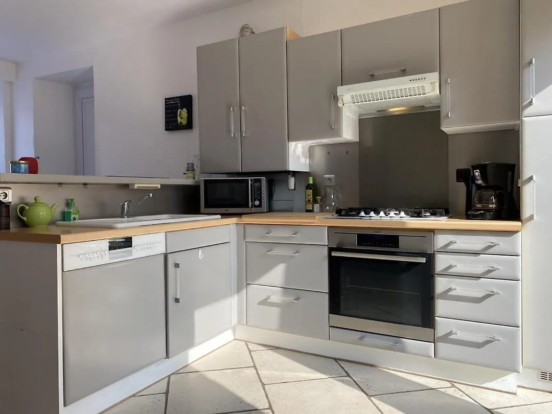 Villa 663 - Maison Individuelle Avec Un Exterieur, Situee En Plein Coeur Du Centre-Ville D'Erquy